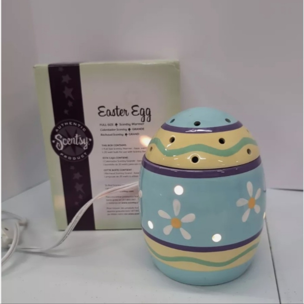 Scentsy Easter Egg Warmer Full Size - Blue and Yellow